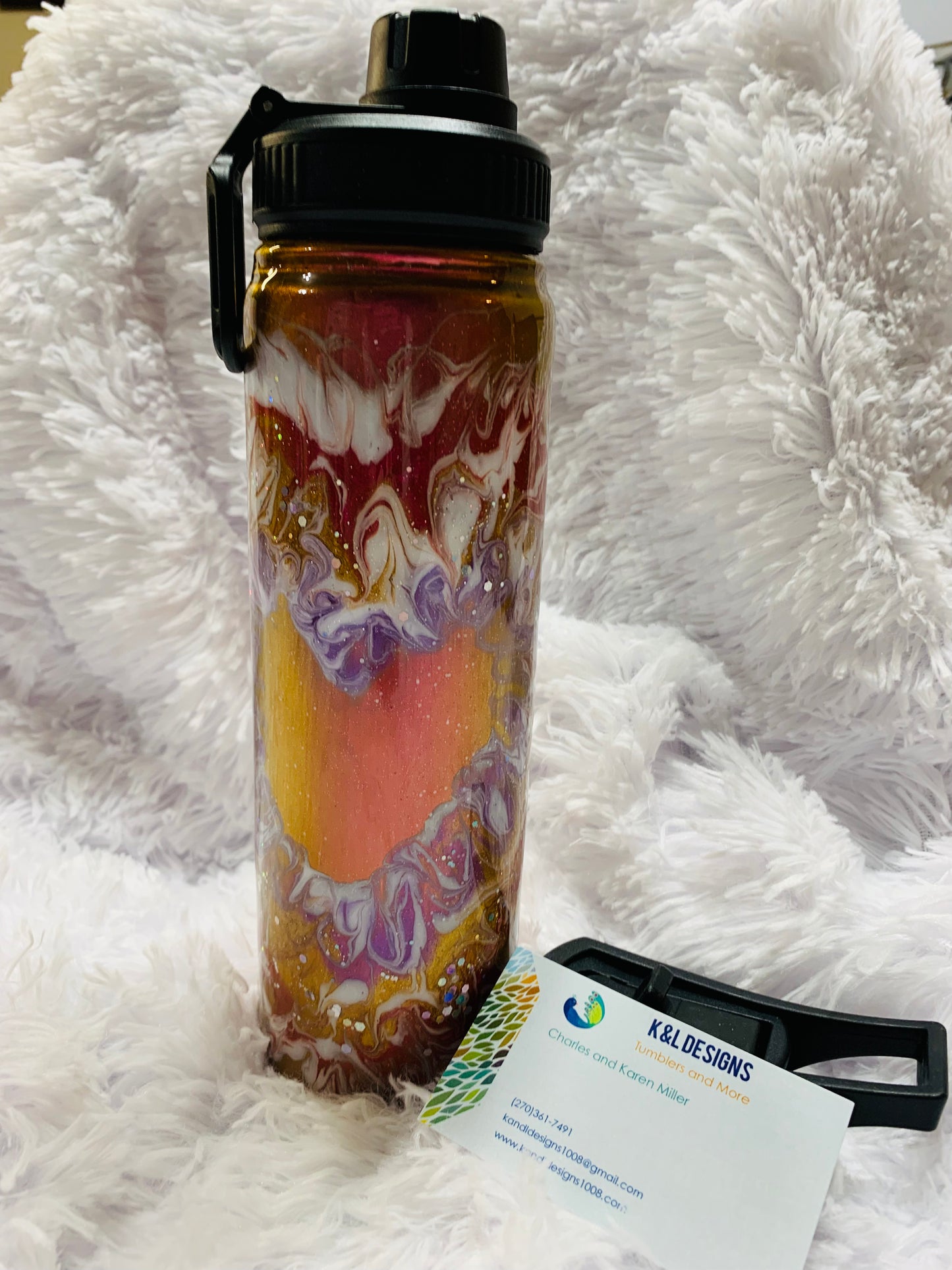 25oz Duo Hydro Bottle w/Heart Bougie Ready To Ship